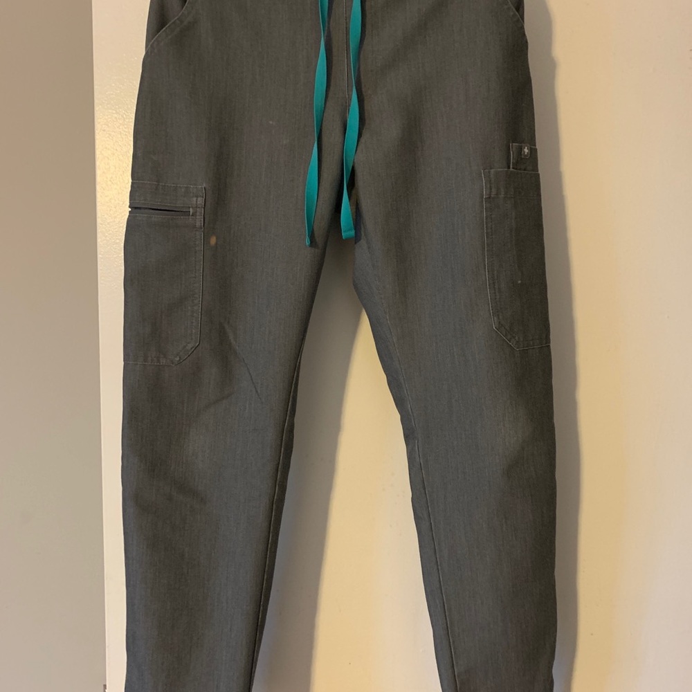 Figs YOLA Graphite Scrub Pants - Women’s XS